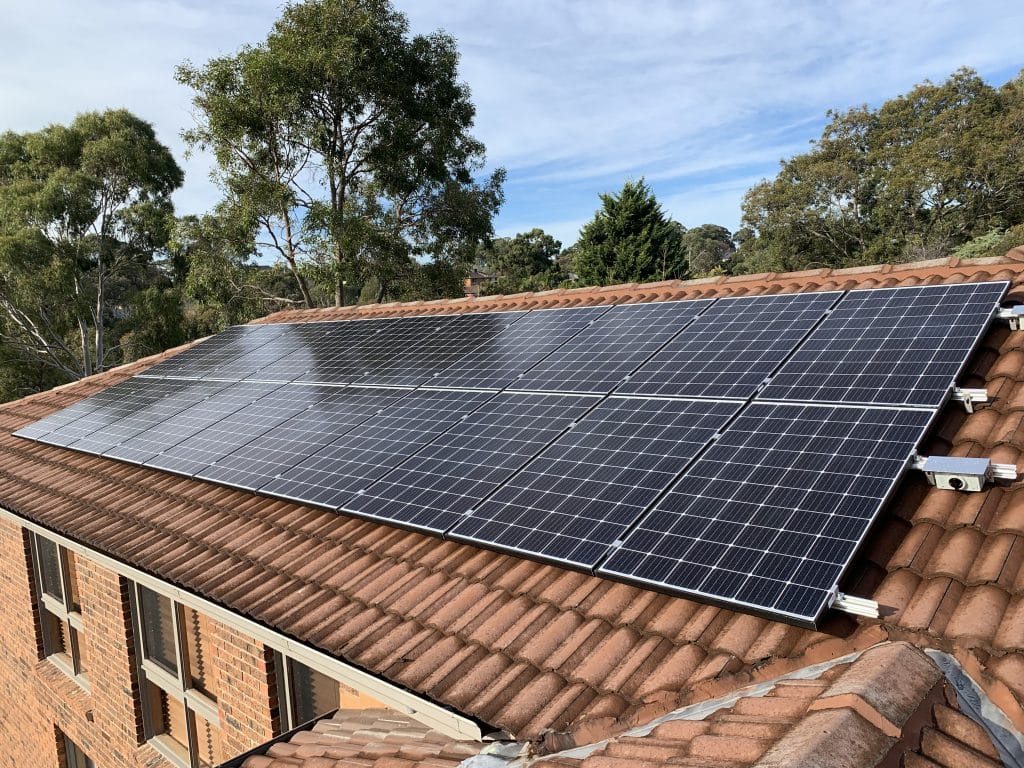 solar-panels-roof